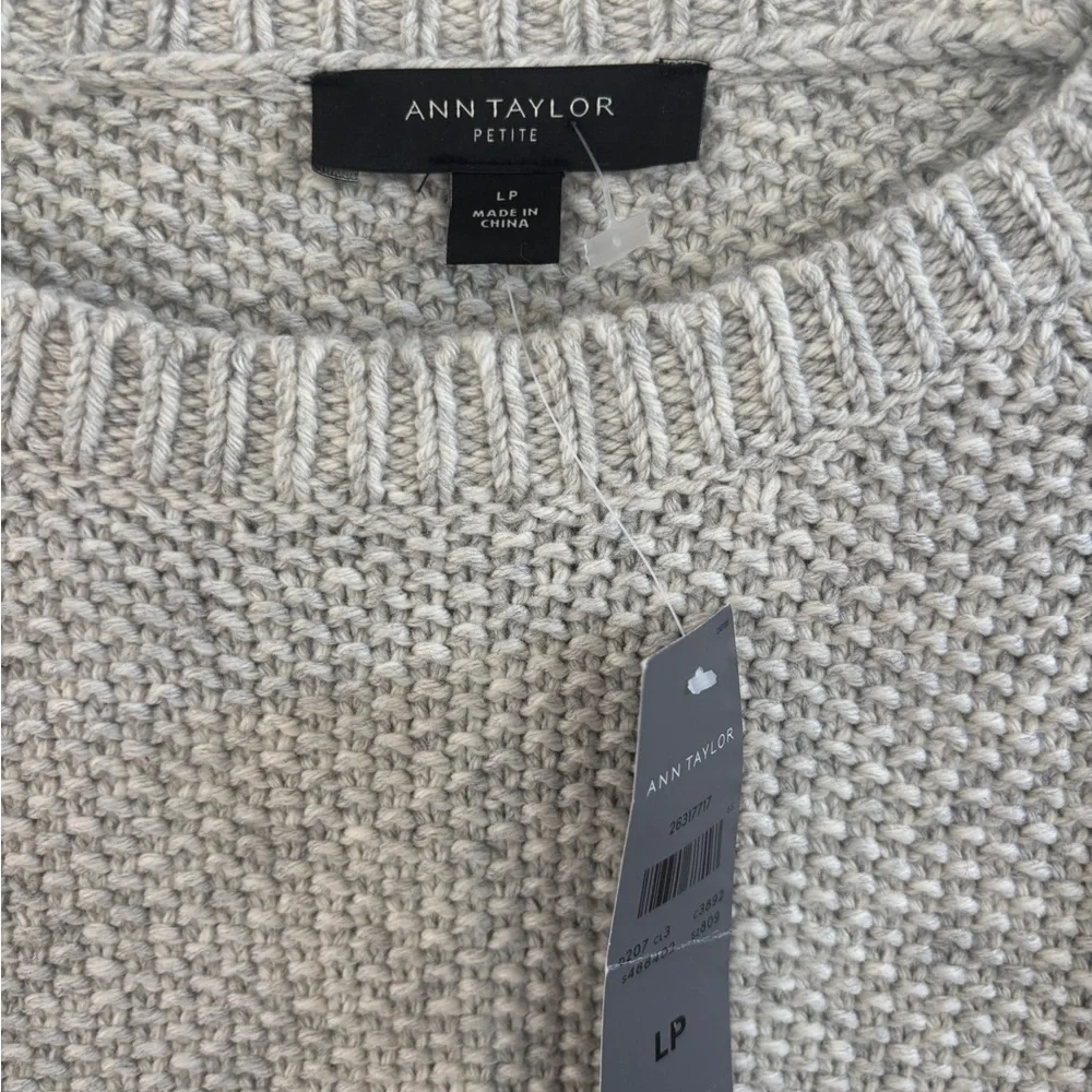 Ann Taylor Grey Cable Knit Wool Camel, Cashmere Sweater LP NWT - Picture 2 of 6